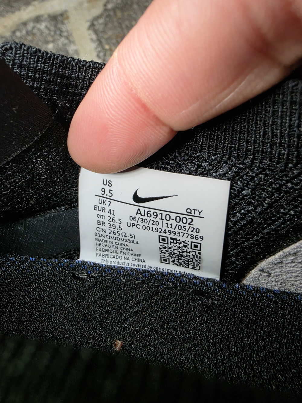 Nike Women's Black Air VaporMax+ Knit Running Shoes - Picture 7 of 7